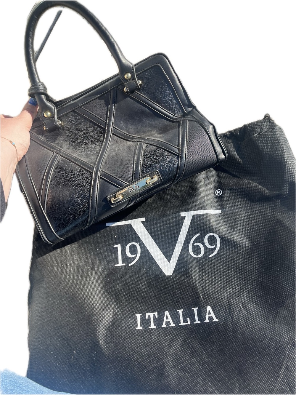 Versace 1969 Italia Black leather purse with Duster Bag